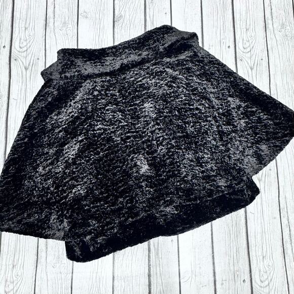 NWT Dress Barn Faux Fur Shawl Size XLg - Picture 2 of 2